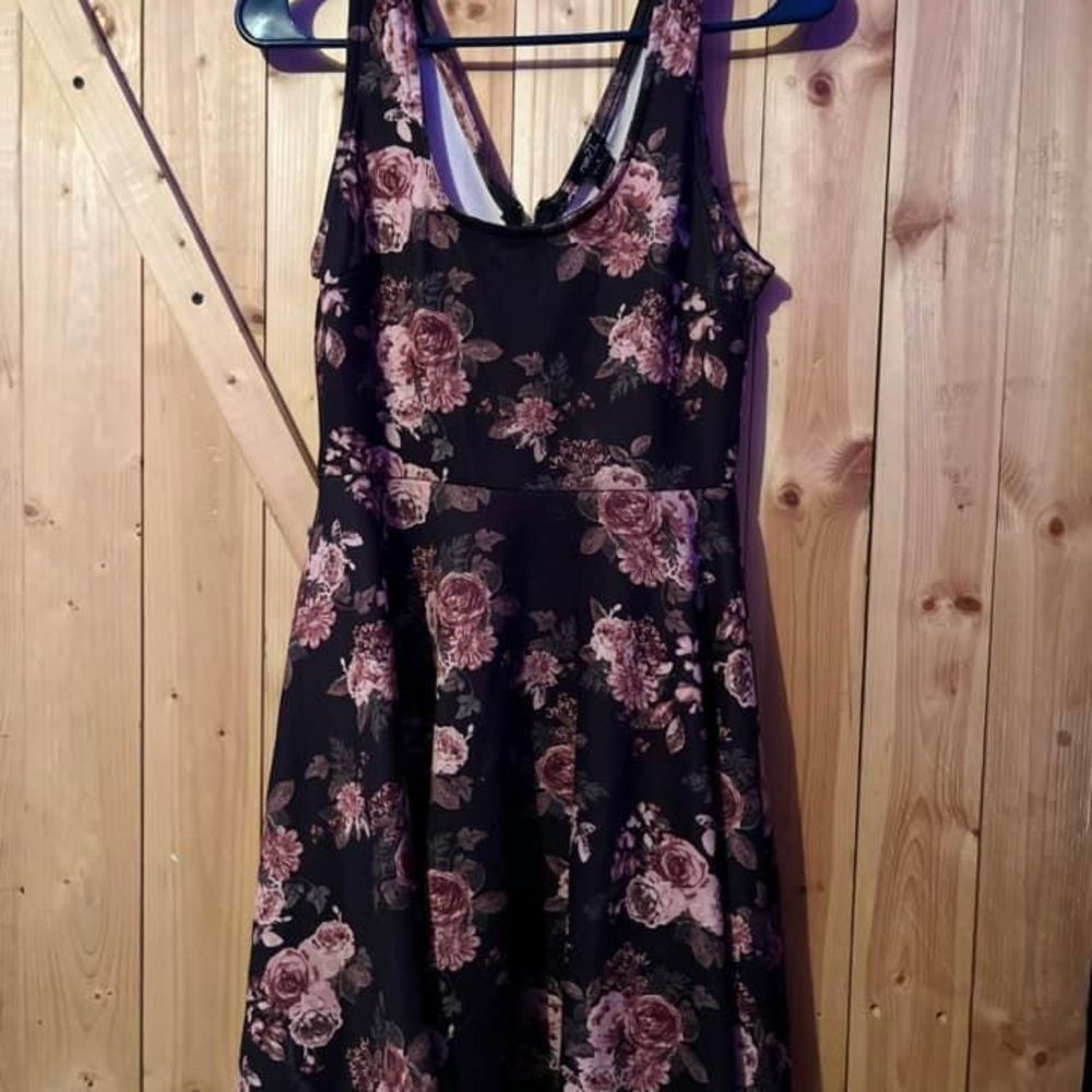 Floral zip in the back dress
